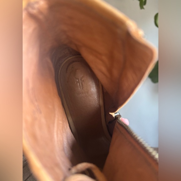 FRYE Suede Lace Up Heels- 8.5 - Picture 8 of 10